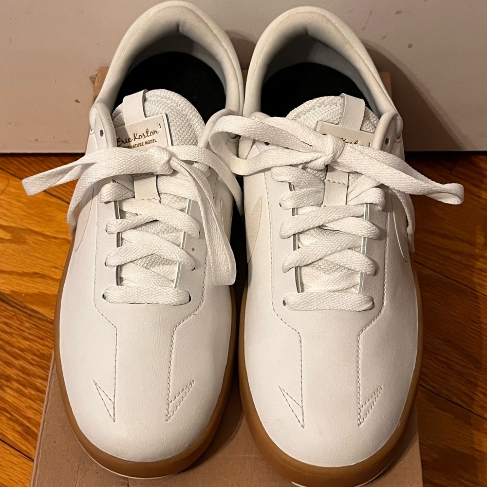 KOSTON X NIKE = SKATEBOARDING